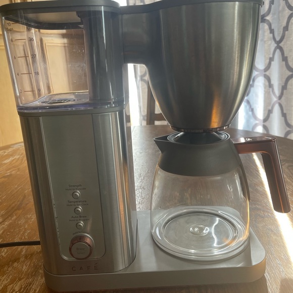 Café Smart Drip 10-Cup Coffee Maker with WiFi - Picture 13 of 14